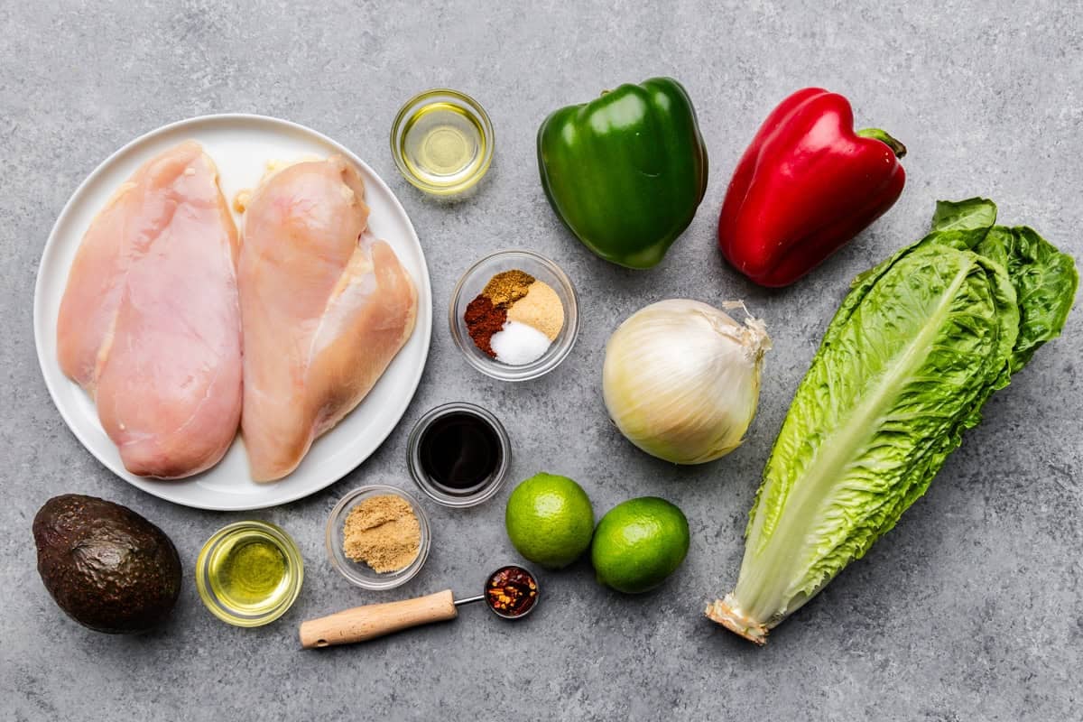 Ingredients Used to make skinny chicken fajita salad.