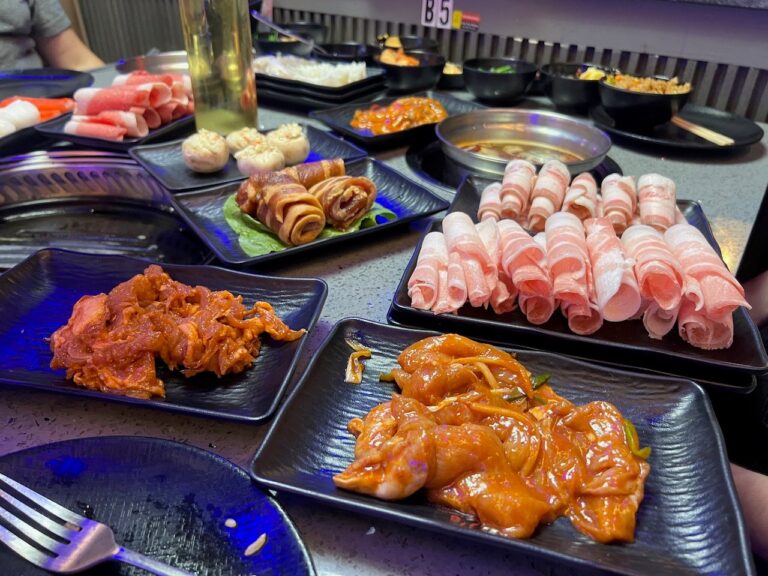 Siji Korean BBQ & Hot Pot and Bar on the West Side