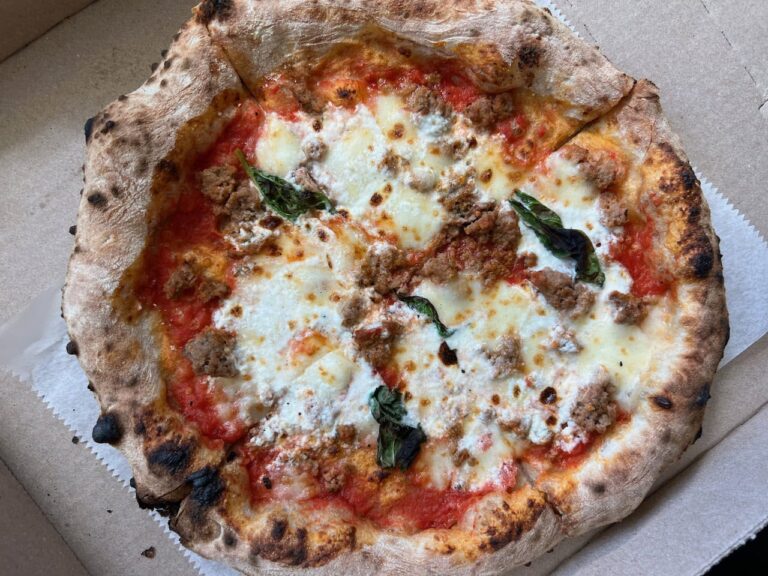 Fired Up Pizza Debuts its First Storefront Fired Up Pizza Debuts its First Storefront