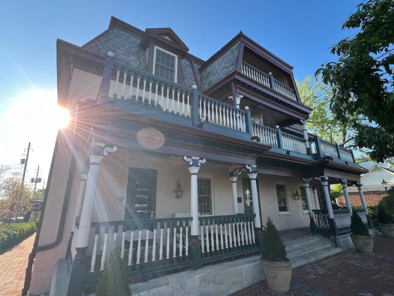Friday Food Bites: Worthington Inn reopens, Mission Coffee expanding