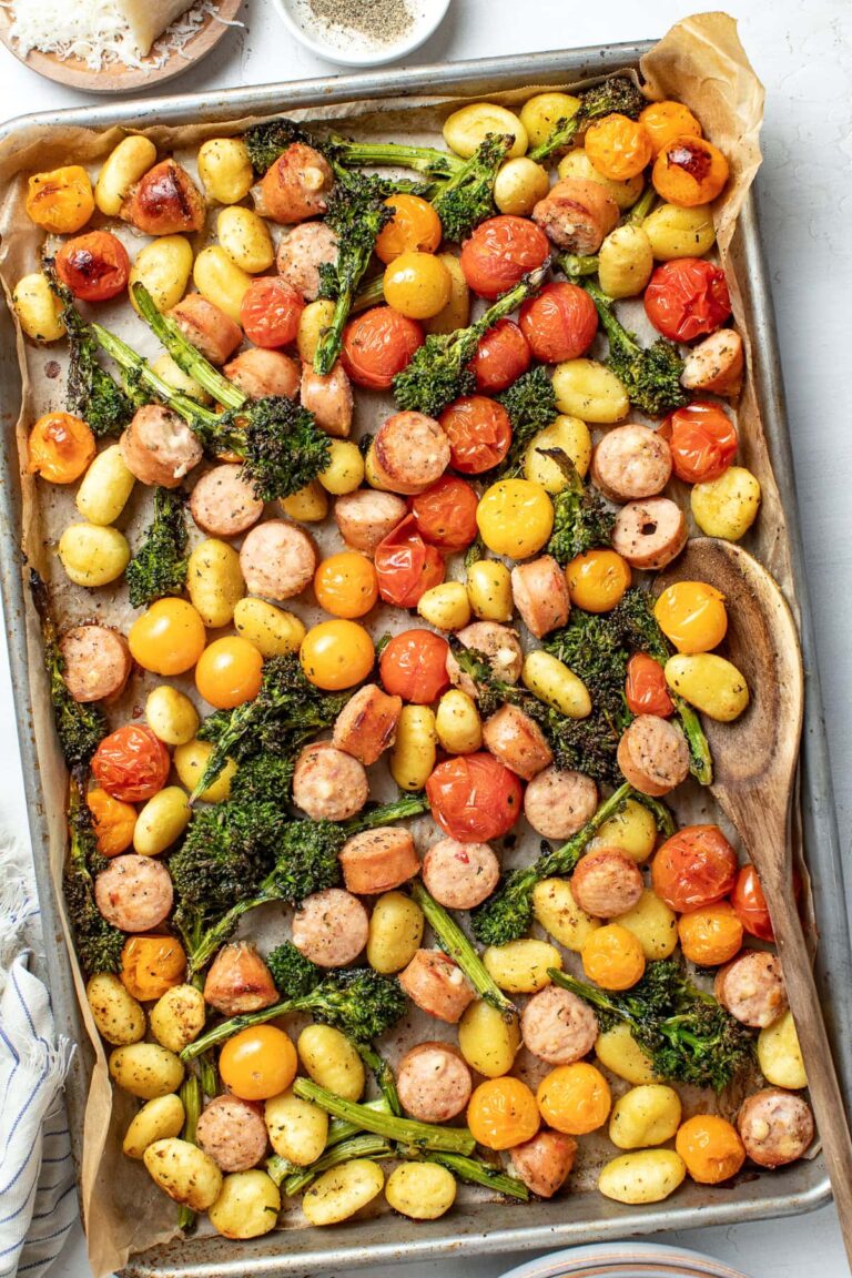 Sheet Pan Gnocchi and Sausage with Tomatoes and Broccolini Sheet Pan Gnocchi and Sausage with Tomatoes and Broccolini