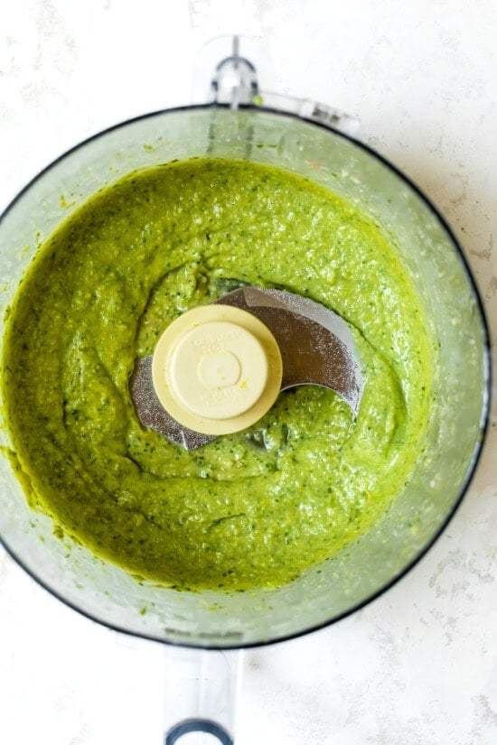 Lemony Pesto White Bean Puree