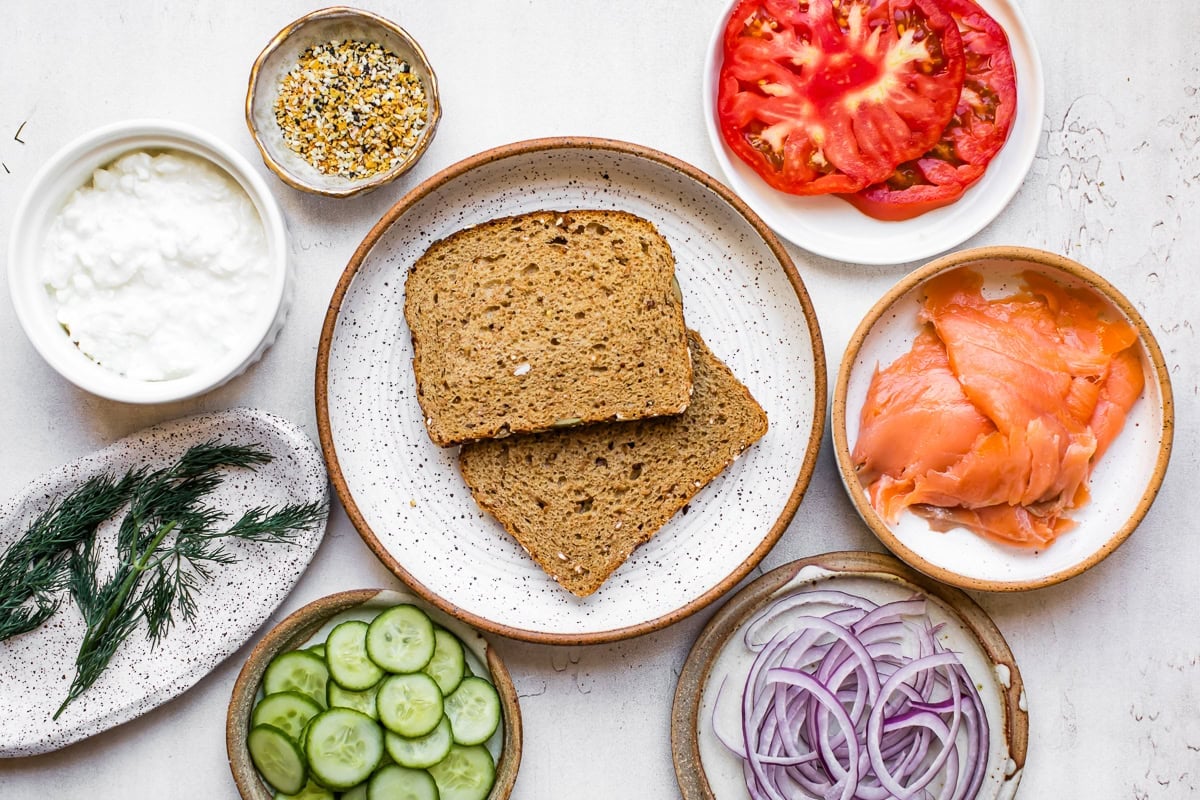 Smoked Salmon and Toast ingredients