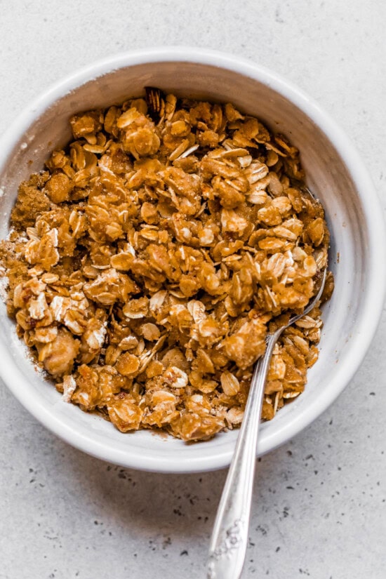 oat topping with cinnamon