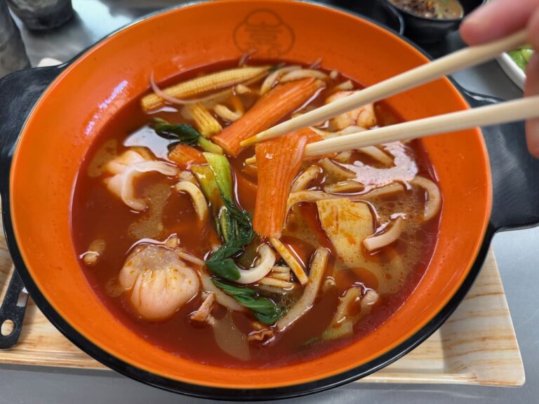 Hey! Hey Broth Lets You Build Your Own Soup Bowls Hey! Hey Broth Lets You Build Your Own Soup Bowls