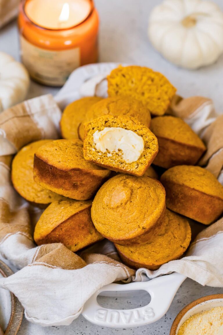 Pumpkin Cornbread Muffins – Skinnytaste Pumpkin Cornbread Muffins - Skinnytaste